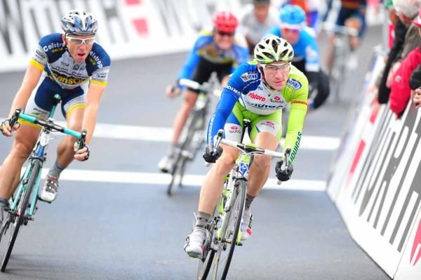 Elia Viviani (Liquigas-Cannondale) won the bunch sprint behind.