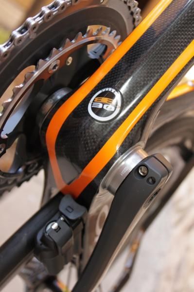 BB30 and the Di2 battery placement.