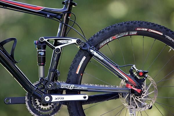 Trek Fuel EX's rear triangle retains its familiar general shape.