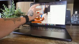 Intricuit Magic Screen