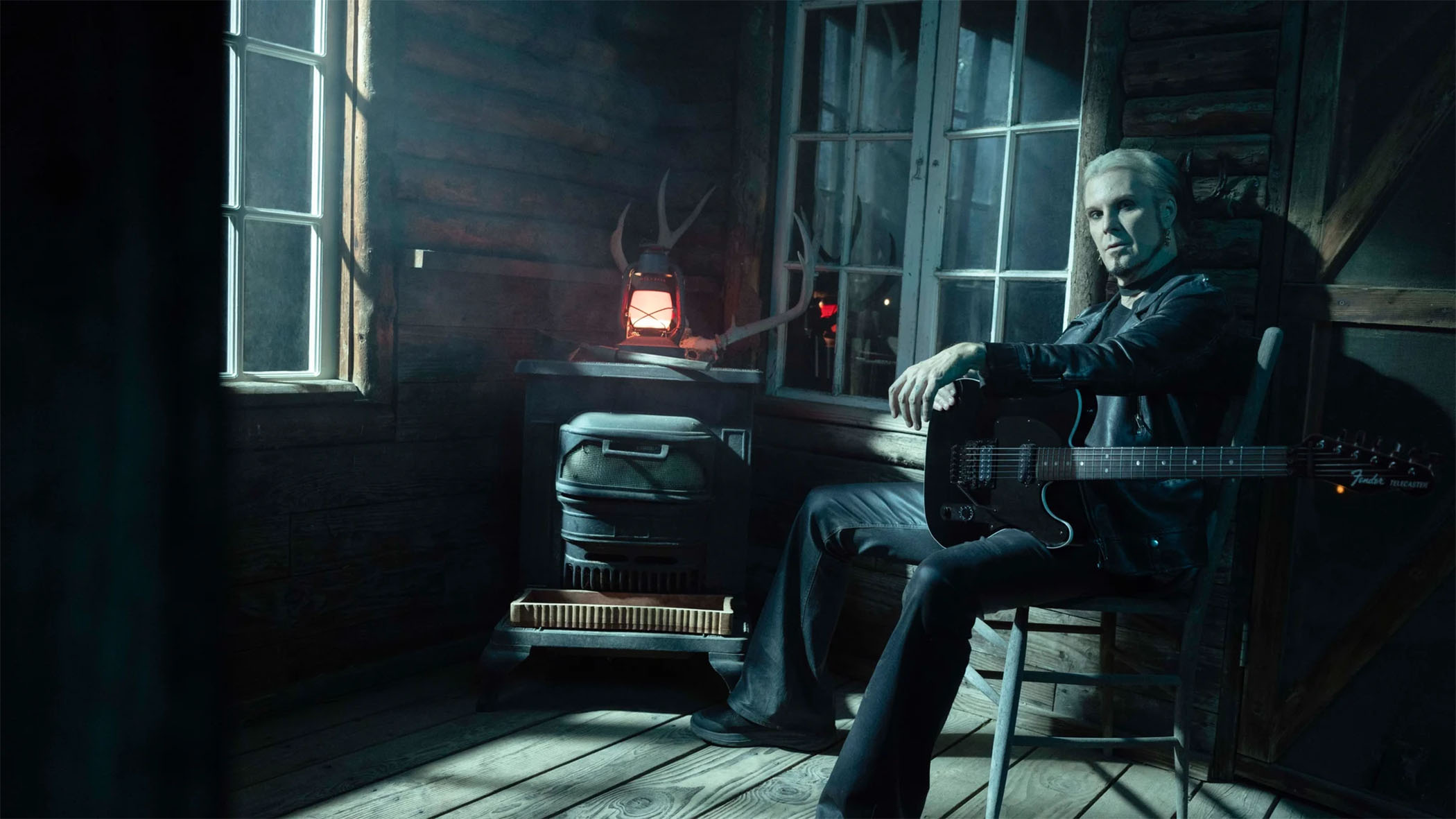 John 5 with his Custom Shop Phantom Telecaster