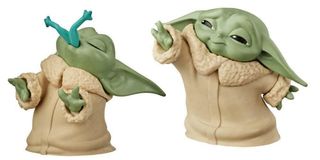 Baby Yoda (And Froggy) Figurine Two-Pack