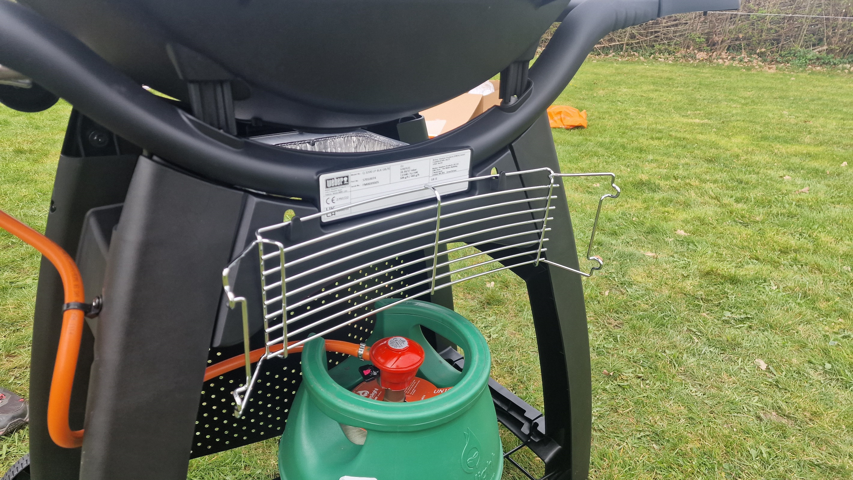 Weber Q3200 connected to gas