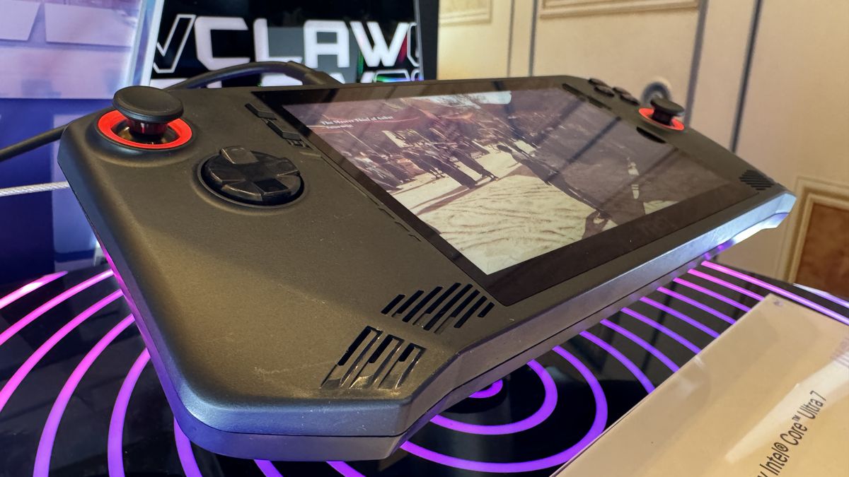 MSI Claw is the first gaming handheld to run on an Intel Core