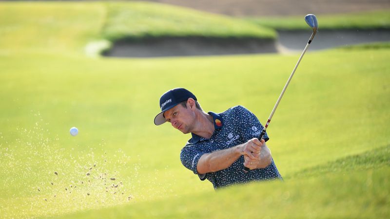 Justin Rose Hits Shank