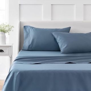 Martha Stewart 100% Cotton Sheets Set on a bed.