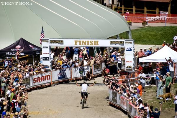 Lance Armstrong overcame Krause in the final singletrack and crossed the finish line first in a time of 4:32:21.