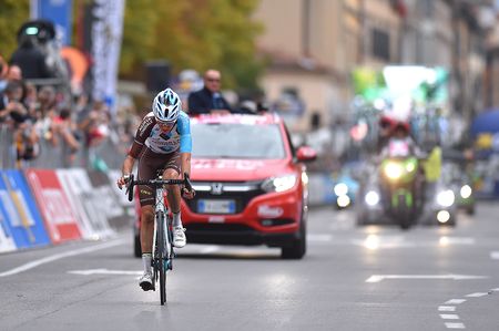 Romain Bardet finishes fourth