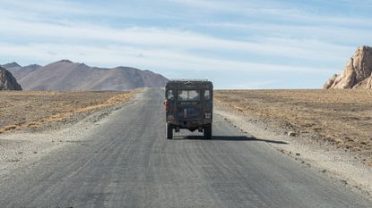 oxford_driving_through_tajikistan_cropped-2.jpg
