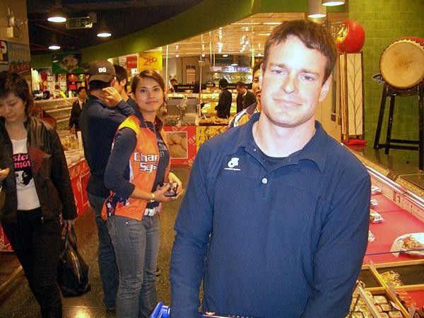 Colleen and Jared in a supermarket in Shenzhen.
