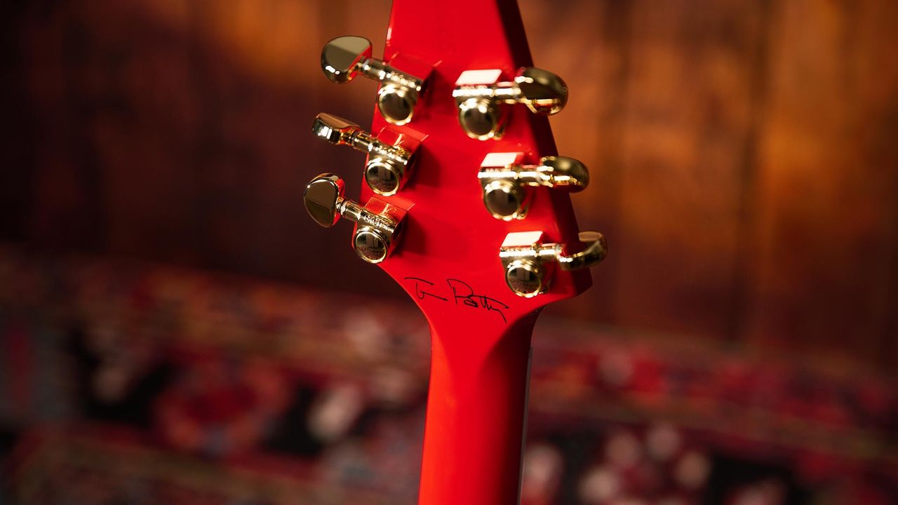 Gibson 50th Anniversary Tom Petty and the Heartbreakers Flying V