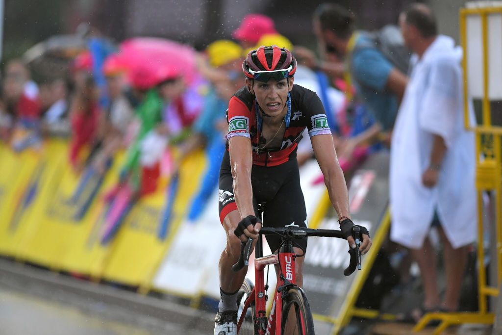 Dylan Teuns (BMC) lost 25 seconds and fell out of podium positions