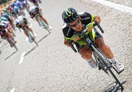 Robbie McEwen (GreenEdge) gets aero.
