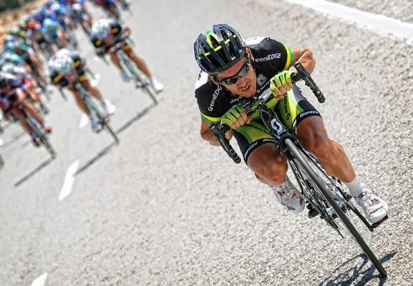 Robbie McEwen (GreenEdge) gets aero.