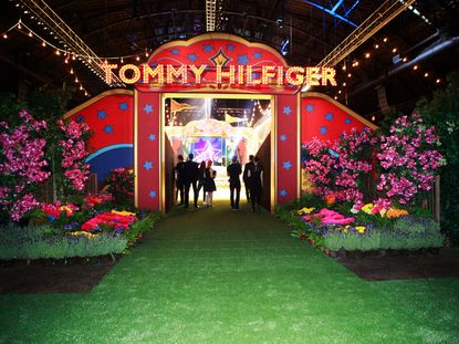 Tommy Hilfiger SS15 fashion show collection 
