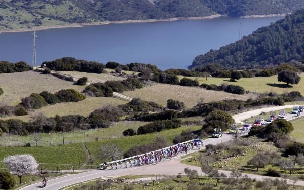 There are few flat roads in Sardinia