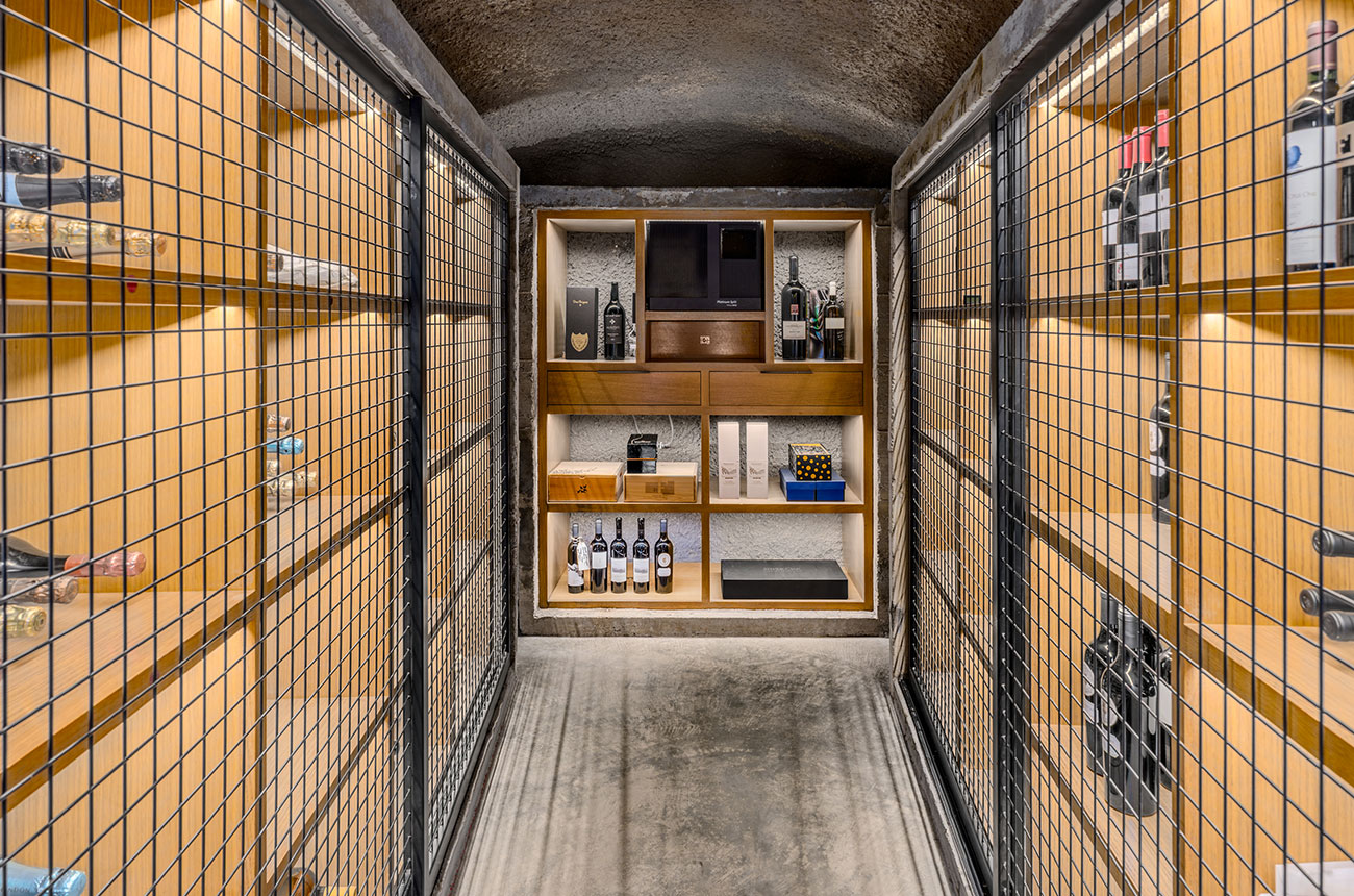 Sotheby&amp;rsquo;s International Realty sonoma wine cave property