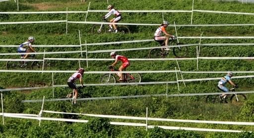 The junior women start the switchback climbs at Singapore's Tampines Bike Park.