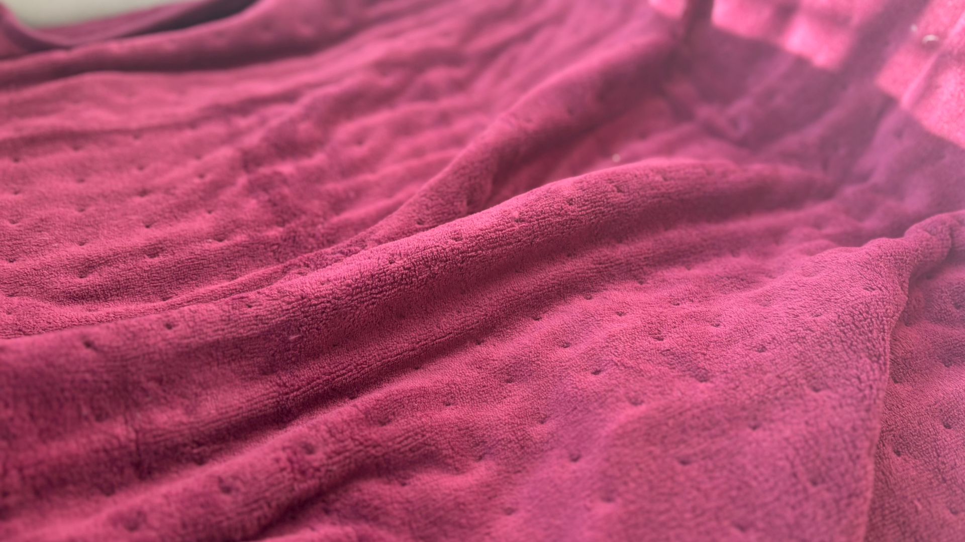 Testing the Silentnight Luxury Heated Throw