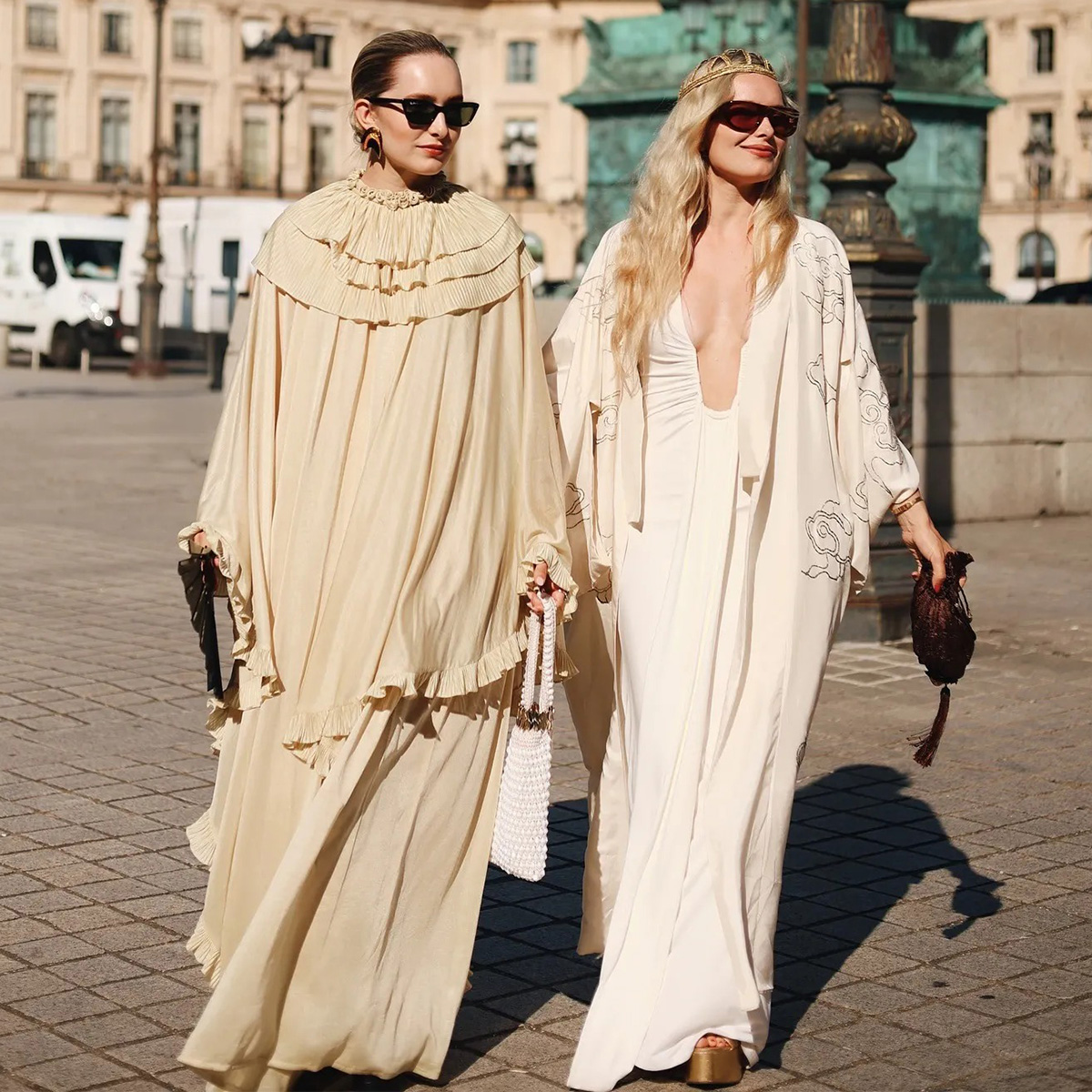 Influencers in caftans