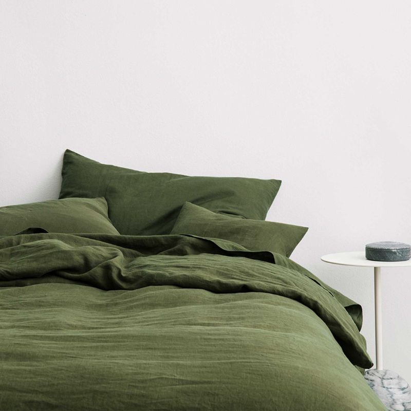 green bedding