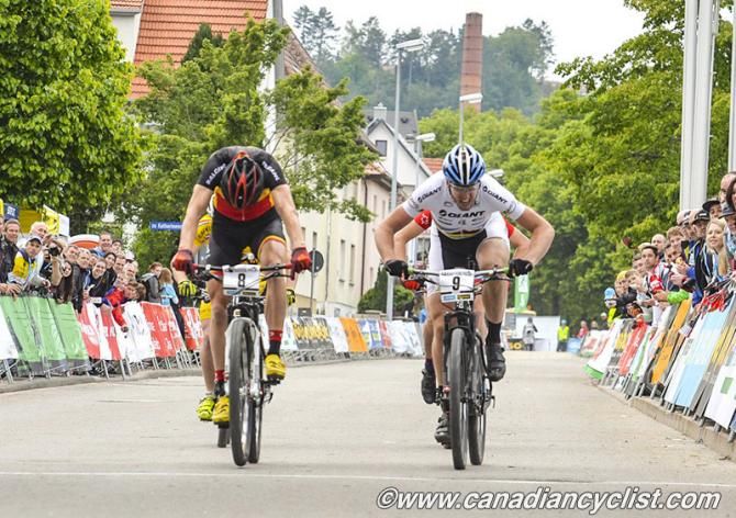 Big Final sprint between Fabrice Mels and Paul van der Ploeg