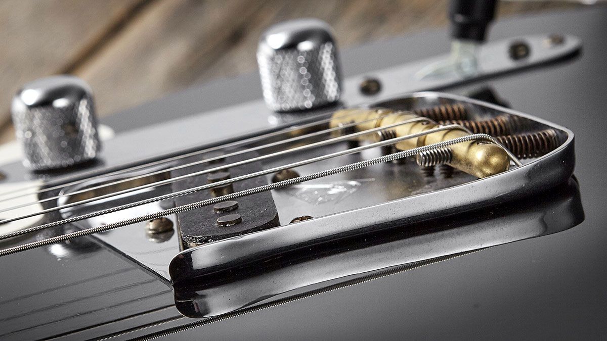 The low-profile RSD bridge features a trio of intonated brass saddles to keep things in tune