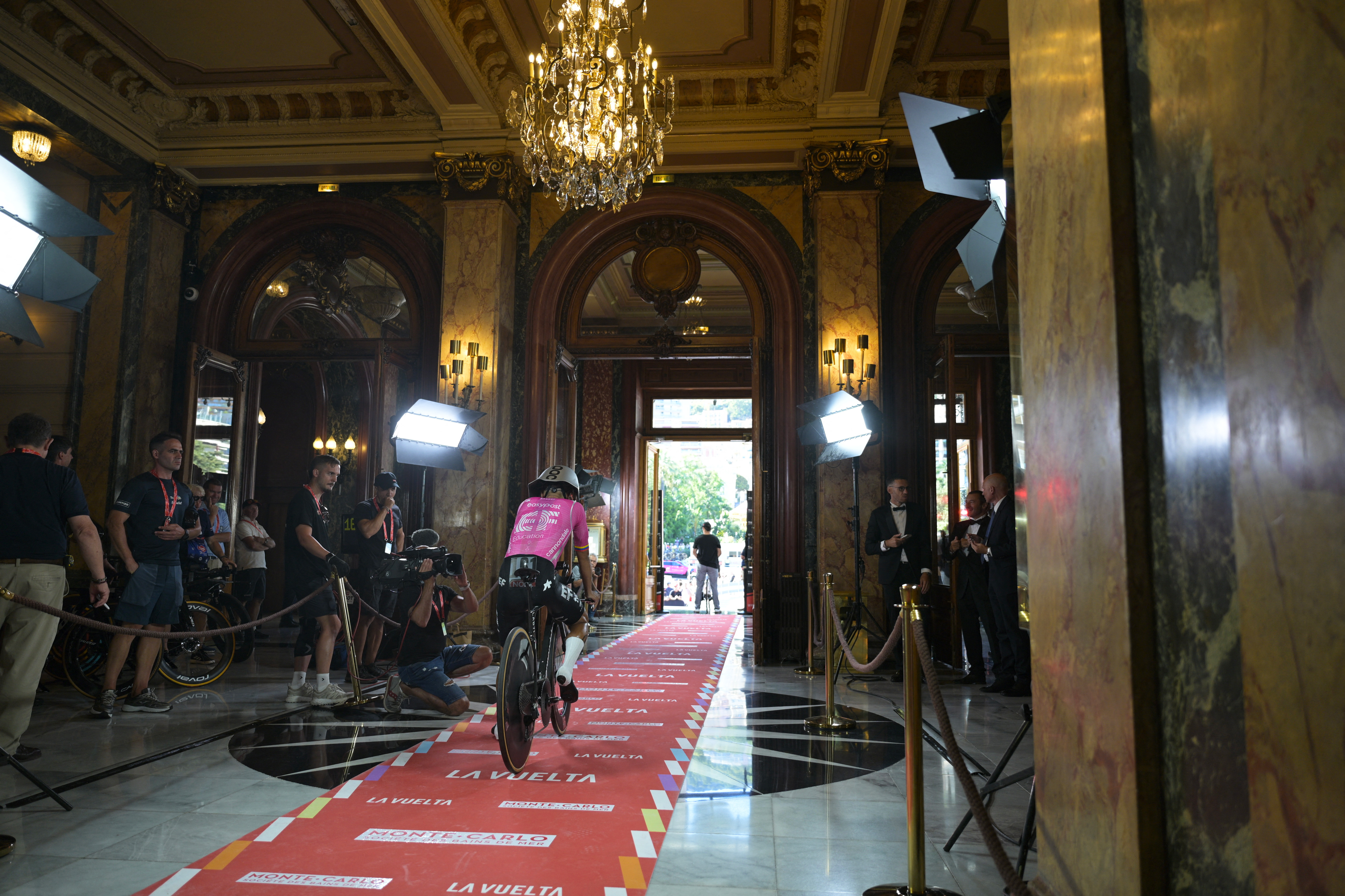 Vuelta a espana start in monaco