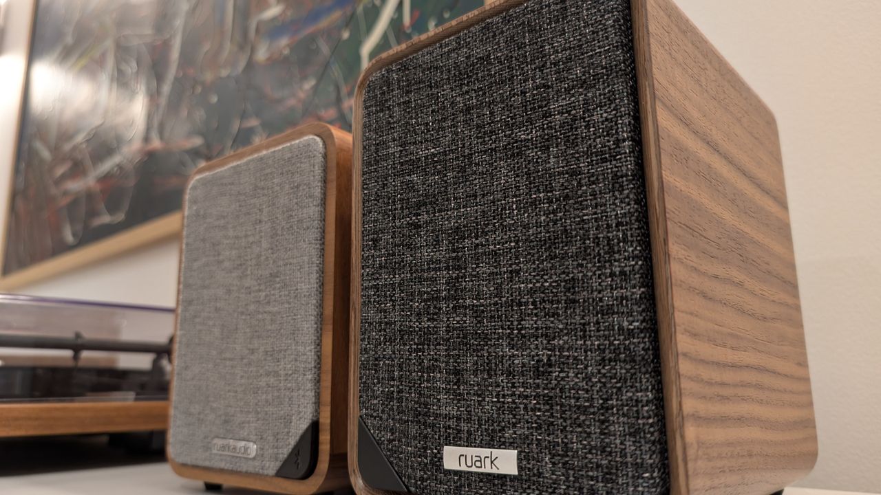 Ruark MR1 MK3 next to Ruark MR1 MK2