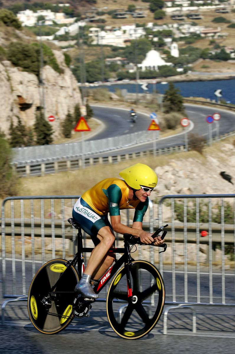 Michael Rogers during the 2004 Athens TT
