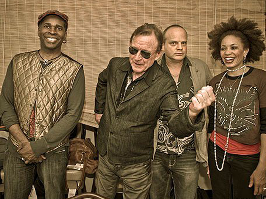 Jack Bruce (second from left) shows Vernon Reid, John Medeski and Cindy Blackman Santana how to swing