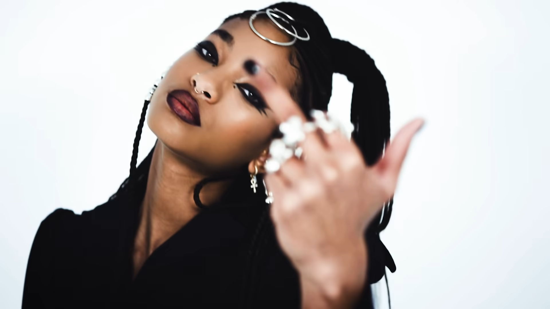 Willow Smith Releases Pop-punk Single Featuring Blink 182’s Travis ...