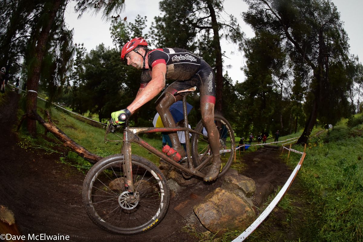 Todd Wells (SRAM/TLD/Scott) riding to a top ten finish