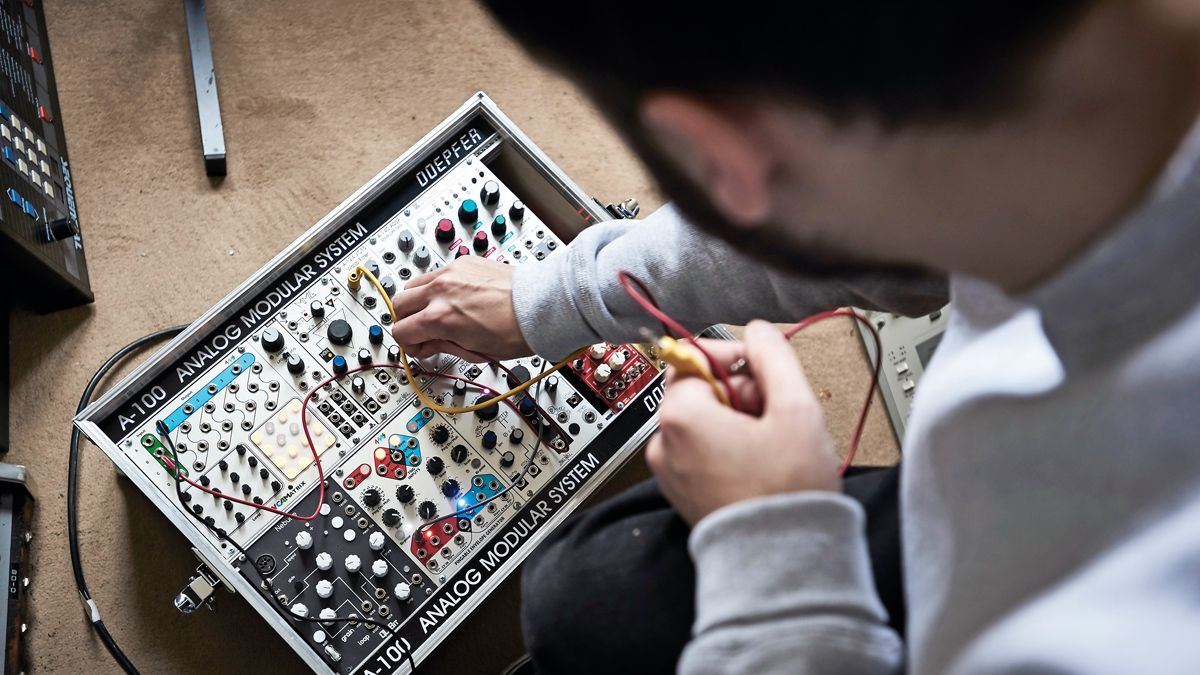 A100 deals modular synth