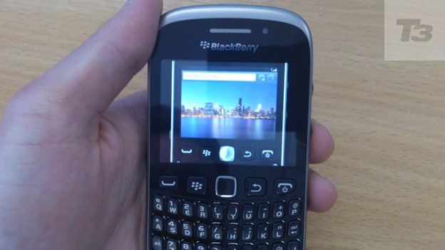 BlackBerry Curve 9320 review