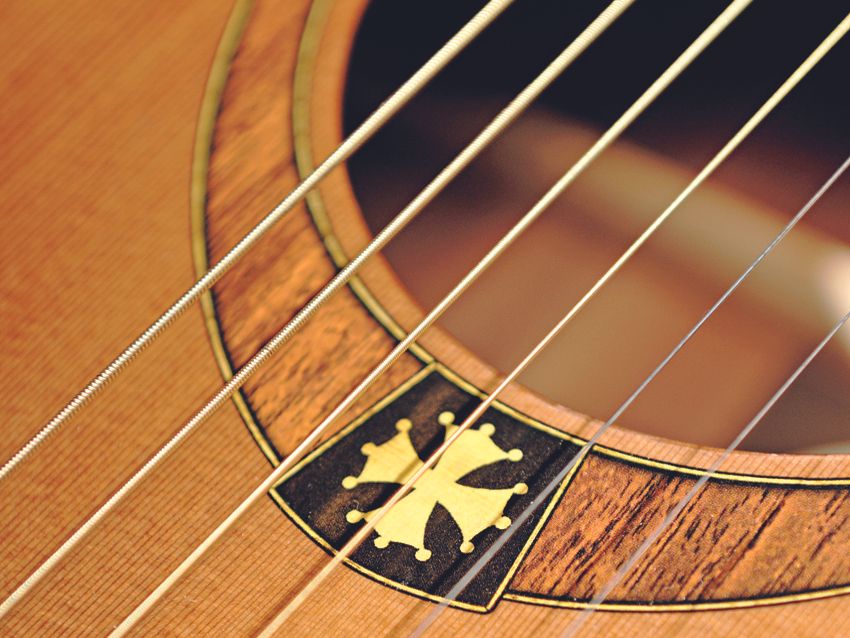 The distinctive Lag rosette is a Marmite visual touch: love it or hate it.