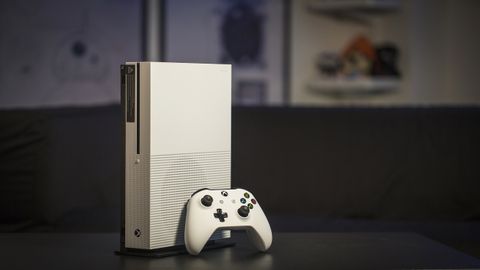 Xbox One S recension