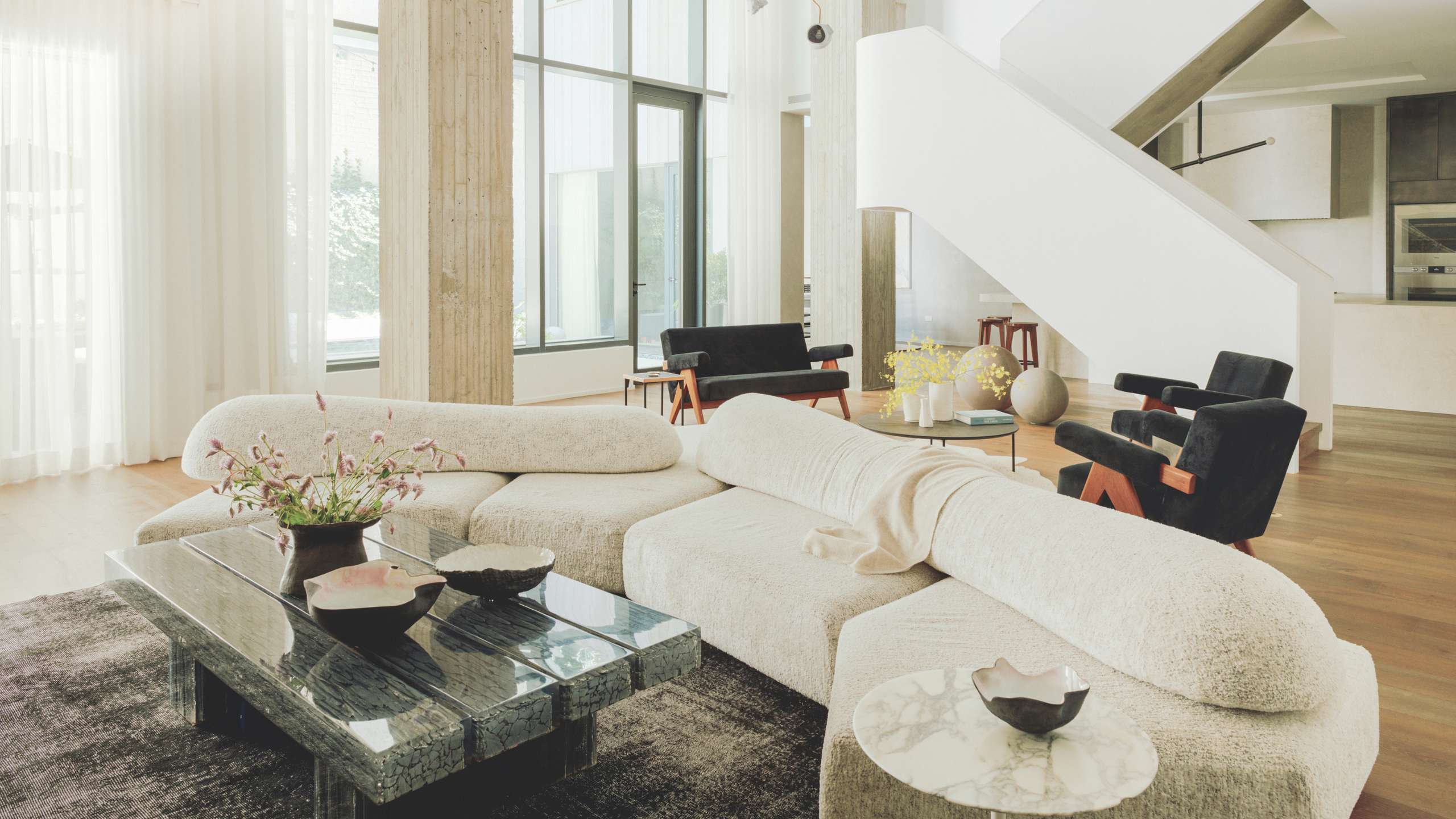 This Tribeca Triplex Deftly Blends 