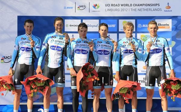 The winners show off their medals: Tom Boonen, Sylvain Chavanel, Tony Martin, Niki Terpstra, Kristof Vandewalle and Peter Velits (OmegaPharma - QuickStep)