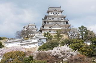 Famous buildings: Himeji Castle