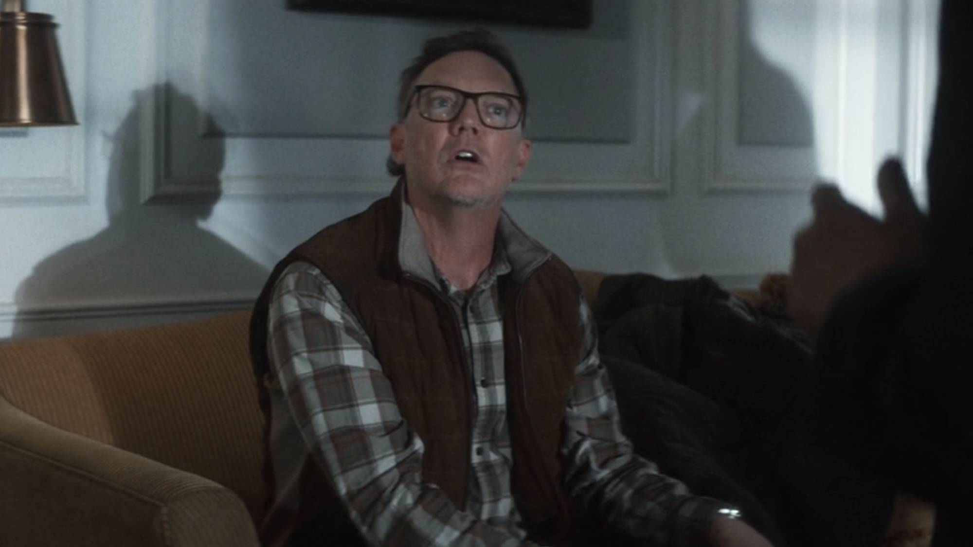 Matthew Lillard's Mr. Charles sitting in Fisk's office in Daredevil: Born Again Season 2.