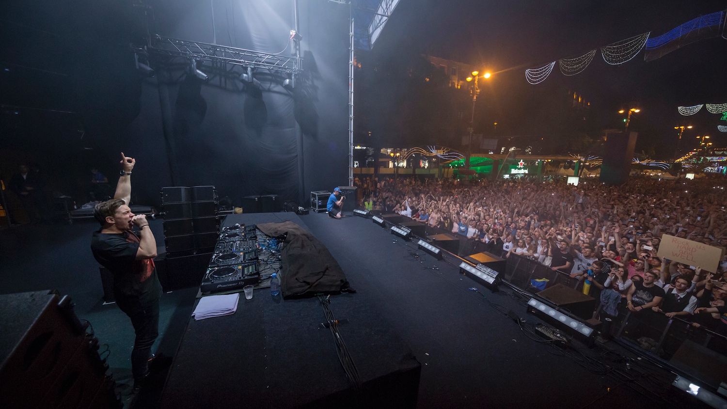 9. Hardwell