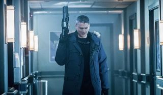 wentworth miller playing leonard snart on the flash