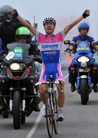 Damiano Cunego (Lampre-NGC) wins Vuelta a España stage 8 to Alto de Aitana Sunday