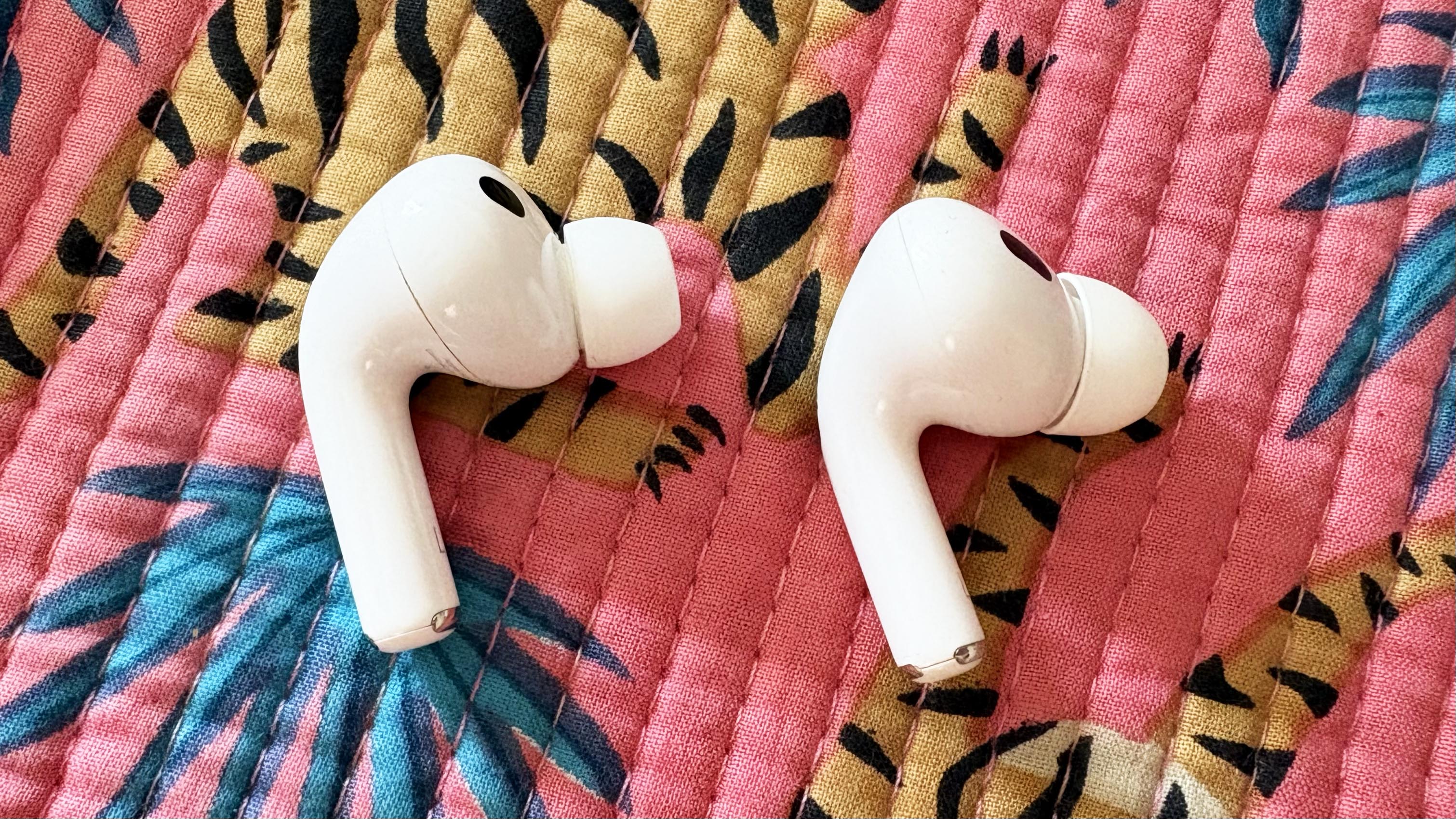 a photo comparing the design of the AirPods Pro 2 and AirPods Pro 3