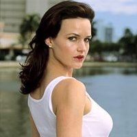 Carla Gugino Is A Milf 