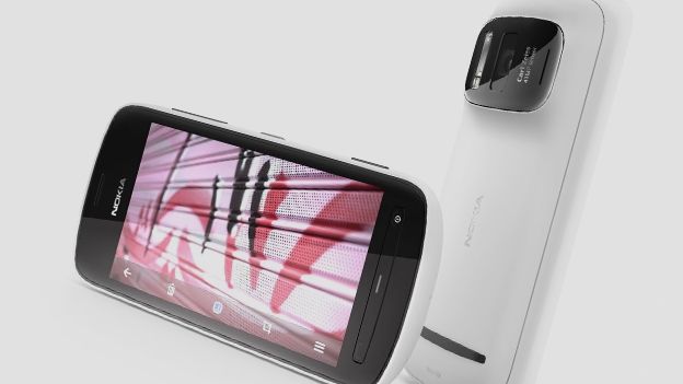 Nokia 808 PureView hands-on