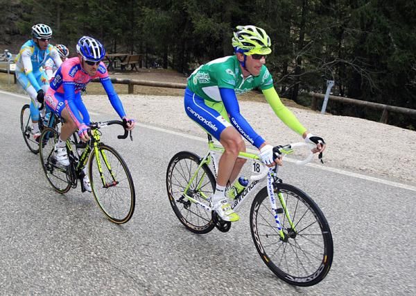 Sylvester Szmyd and Damiano Cunego were unable to unseat Pozzovivo from the leader's jersey.