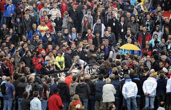 World champion Zdenek Stybar is in there somewhere.
