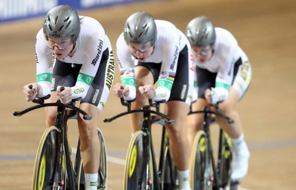 Australia's women team pursuiters reach the bronze medal final
